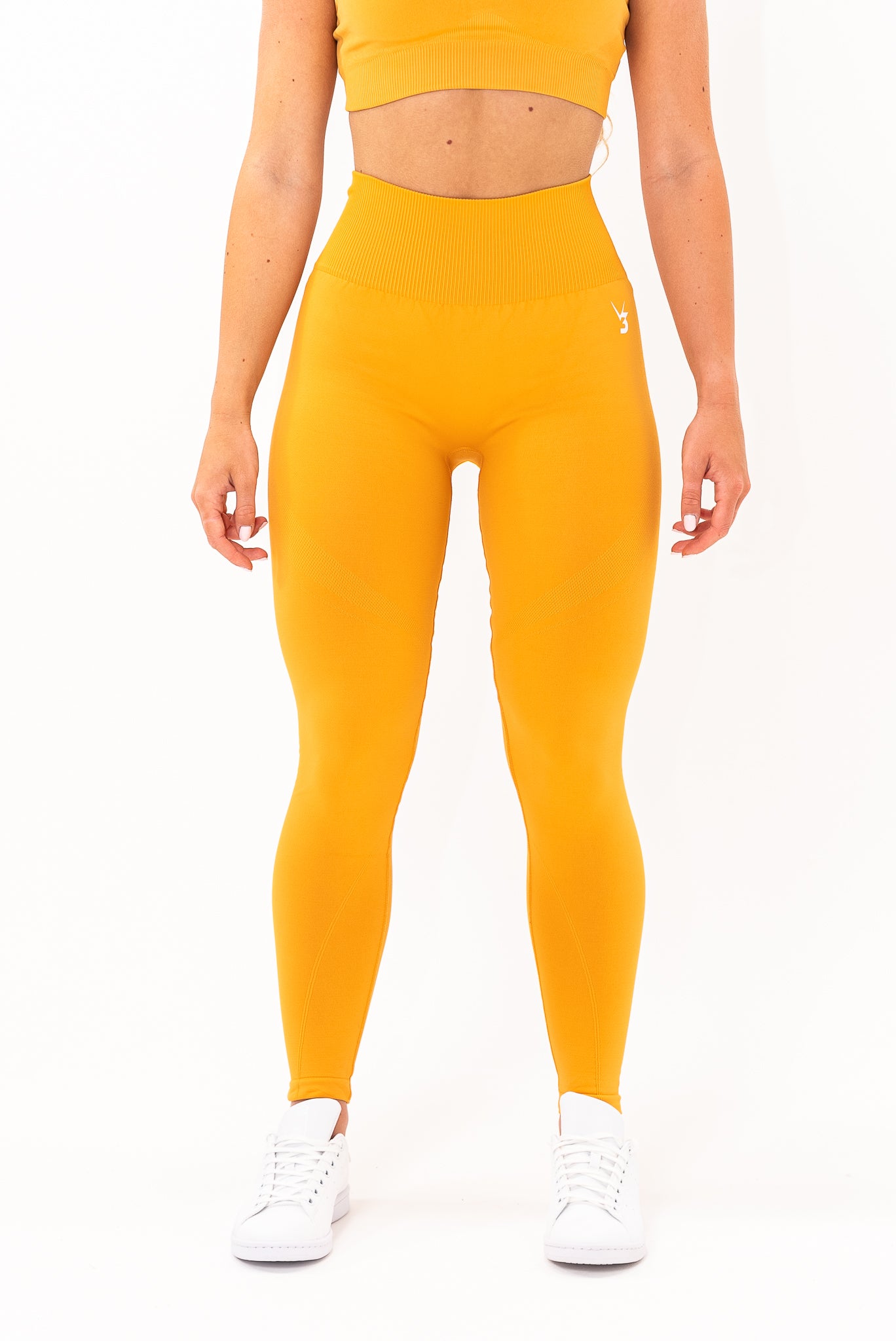 V3 Apparel Women's seamless Limitless bum shaping, high waisted leggings in orange – Squat proof sports tights for Gym workouts training, Running, yoga, bodybuilding and bikini fitness.